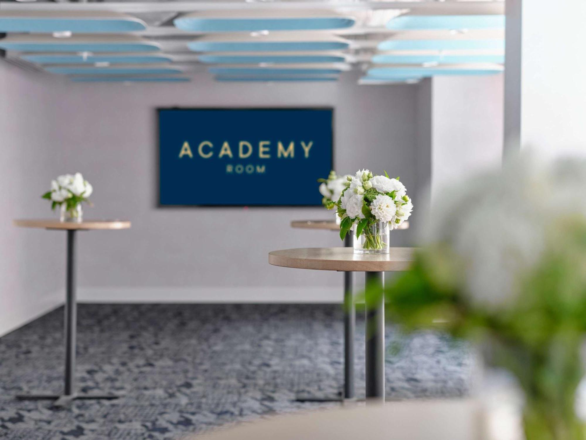 Pullman Melbourne City Centre Екстер'єр фото Academy Room