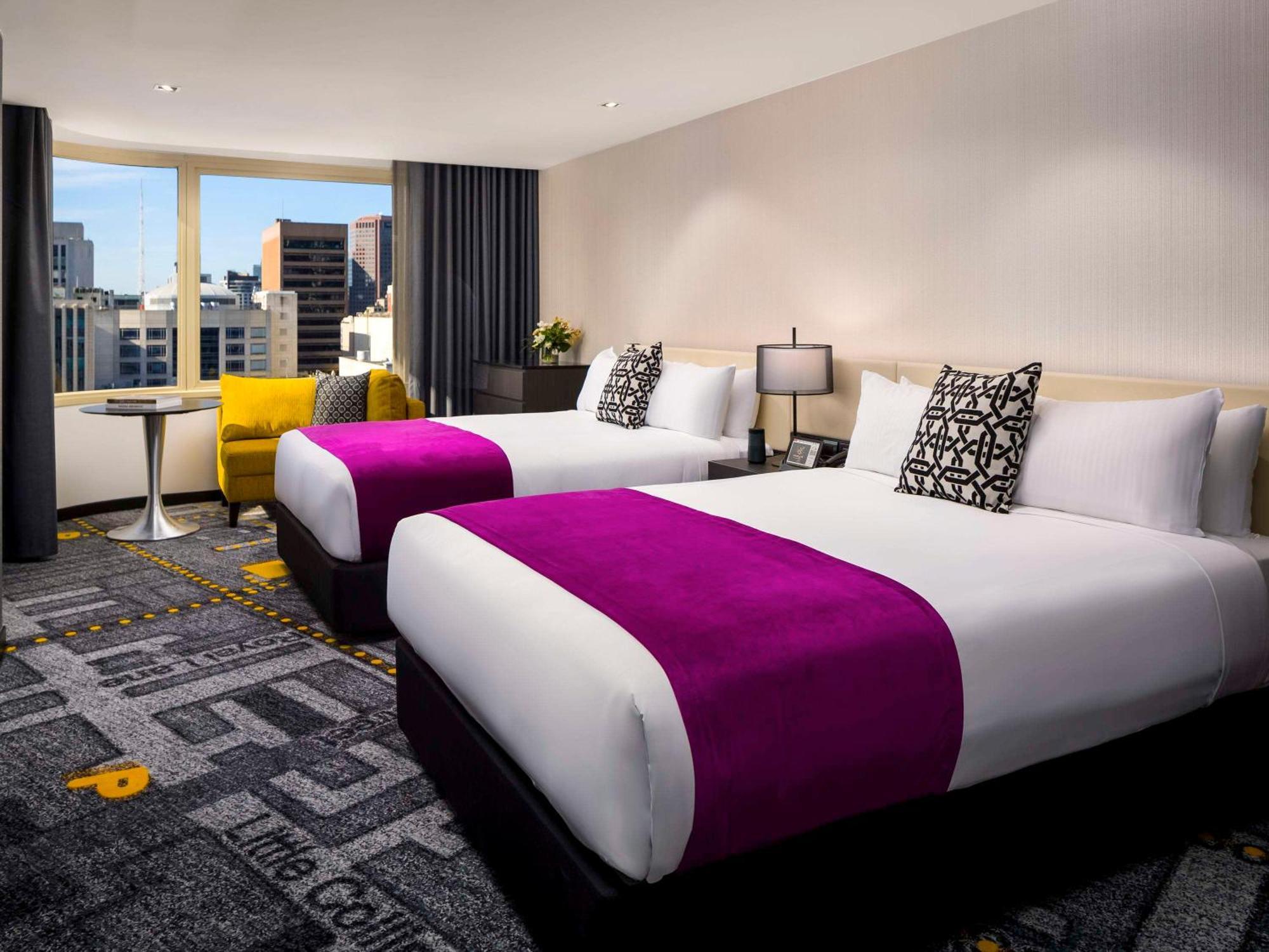 Pullman Melbourne City Centre Екстер'єр фото A room at the hotel
